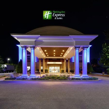 Holiday Inn Express & Suites Williamsburg By Ihg Екстериор снимка