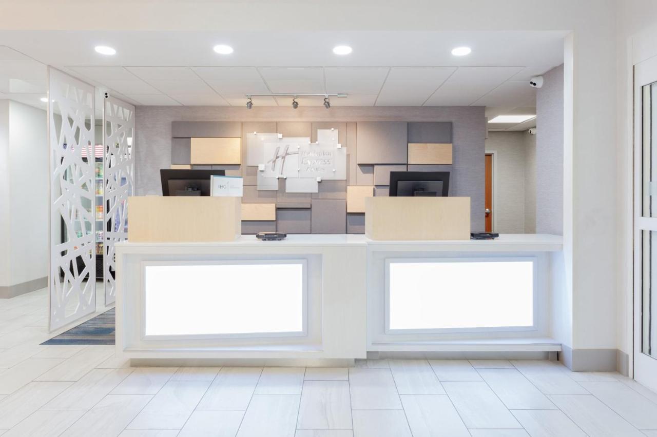 Holiday Inn Express & Suites Williamsburg By Ihg Екстериор снимка