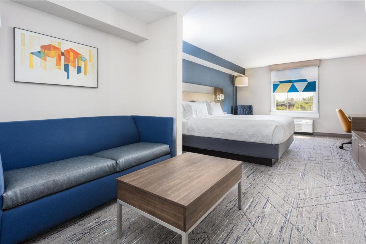 Holiday Inn Express & Suites Williamsburg By Ihg Екстериор снимка