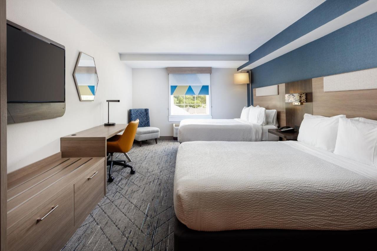 Holiday Inn Express & Suites Williamsburg By Ihg Екстериор снимка
