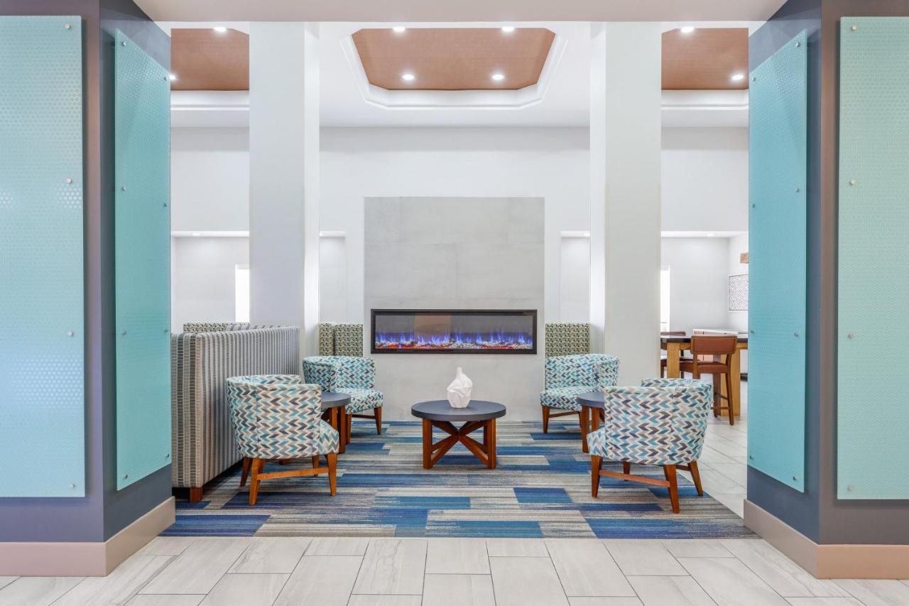 Holiday Inn Express & Suites Williamsburg By Ihg Екстериор снимка