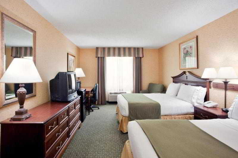 Holiday Inn Express & Suites Williamsburg By Ihg Екстериор снимка